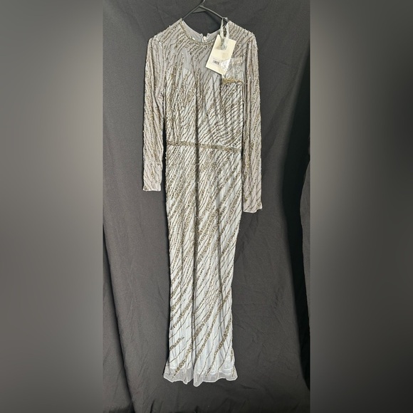 Mac Duggal 5240 NWT Long Sleeve Beaded Column Gown - Picture 4 of 14